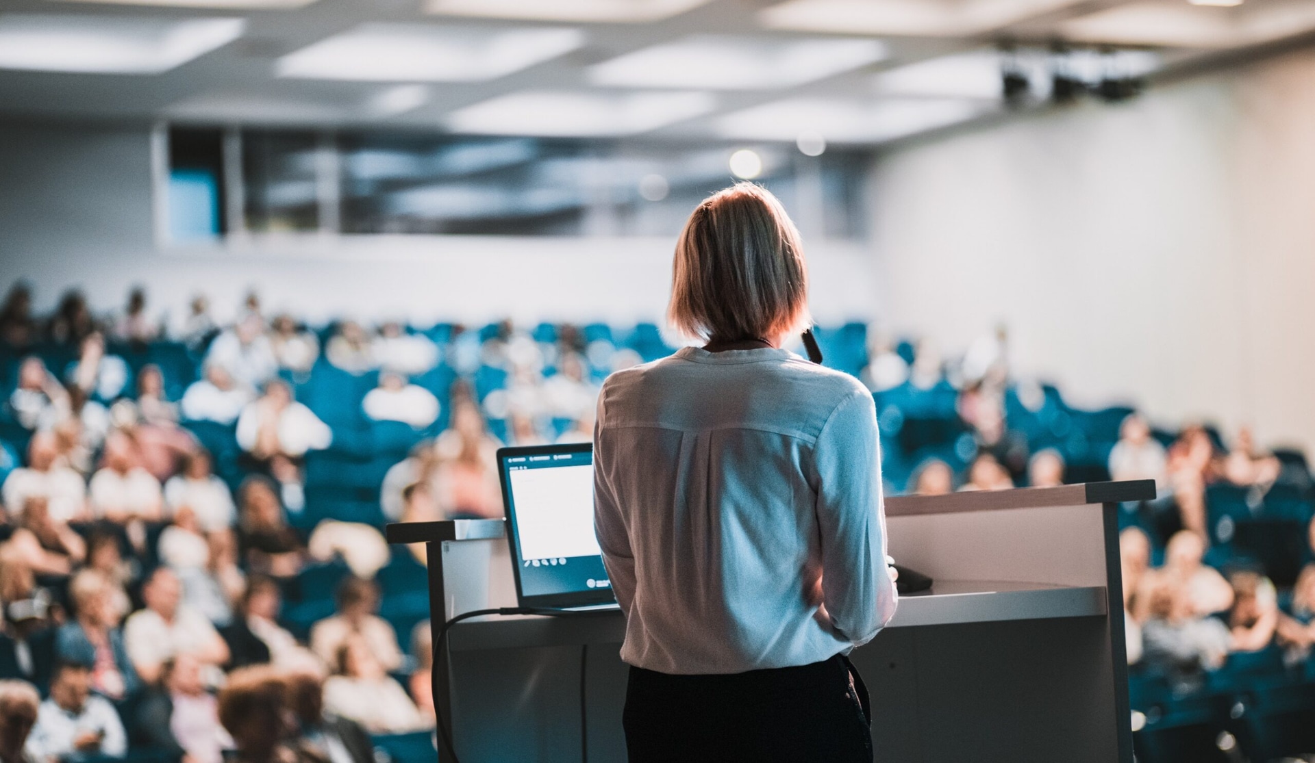 Public Speaking Coach Creating Fearless and Authentic Communicators | Mike Acker